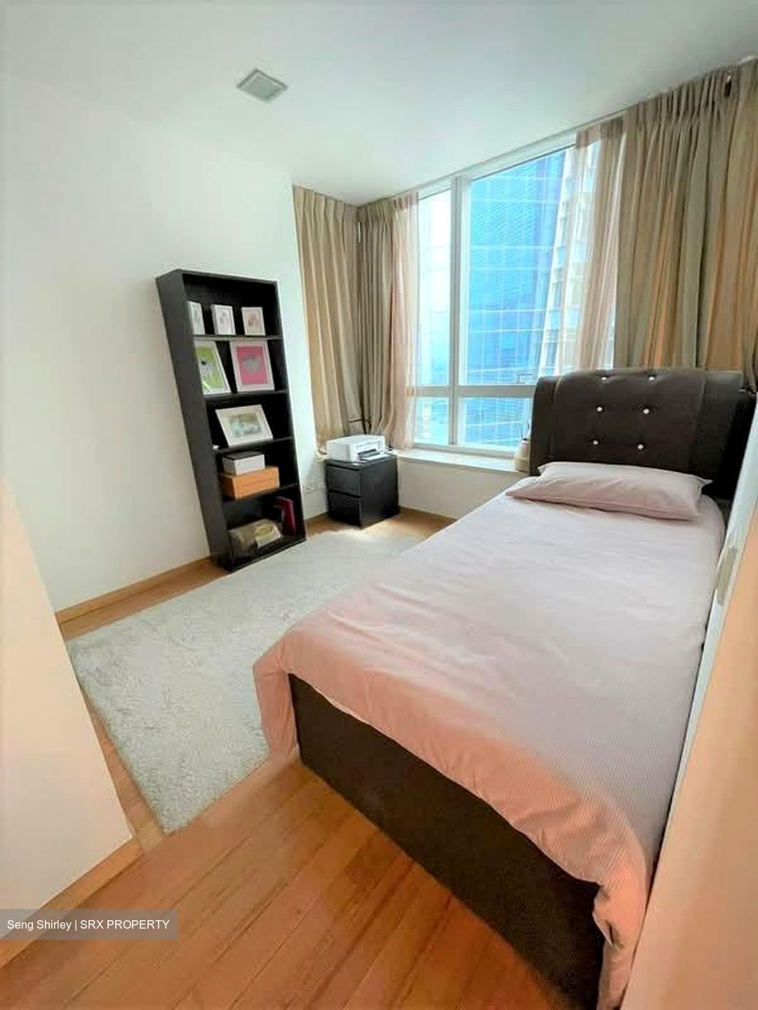 Marina Bay Residences (D1), Condominium #563623101